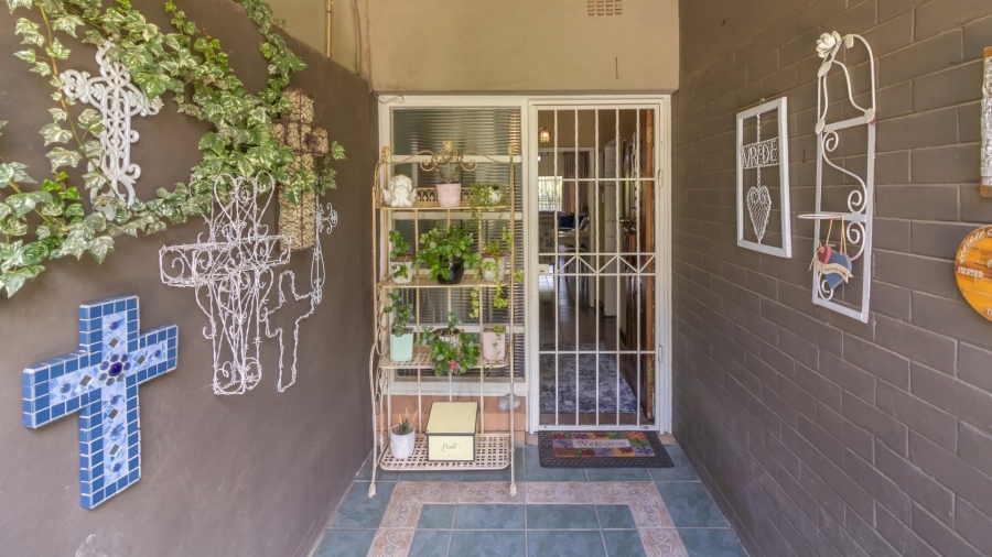 4 Bedroom Property for Sale in Wilgenhof Free State